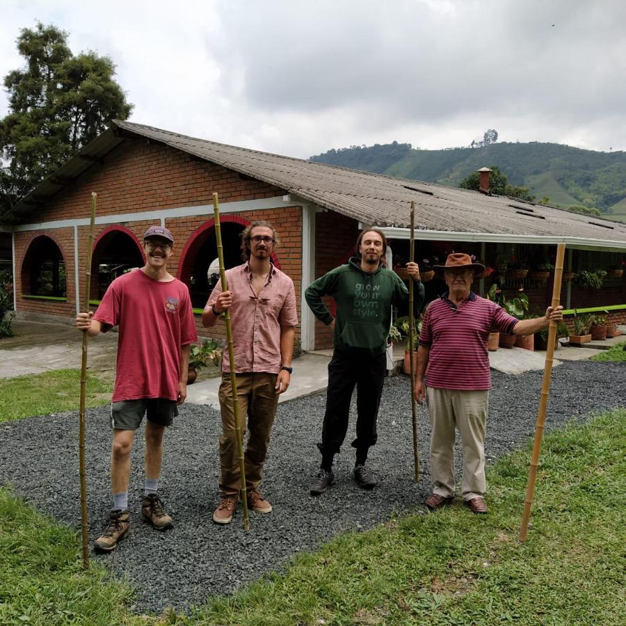 La Acuarela, Posada De La Monita Pereira Exterior foto