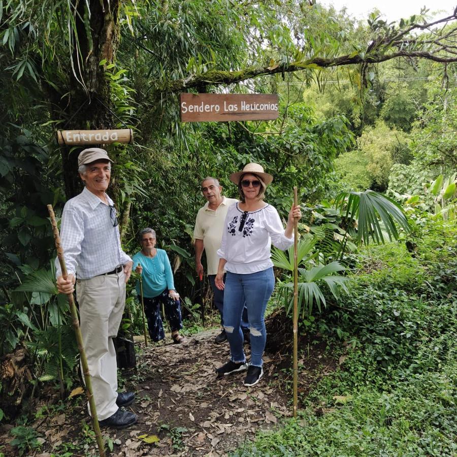 La Acuarela, Posada De La Monita Pereira Exterior foto